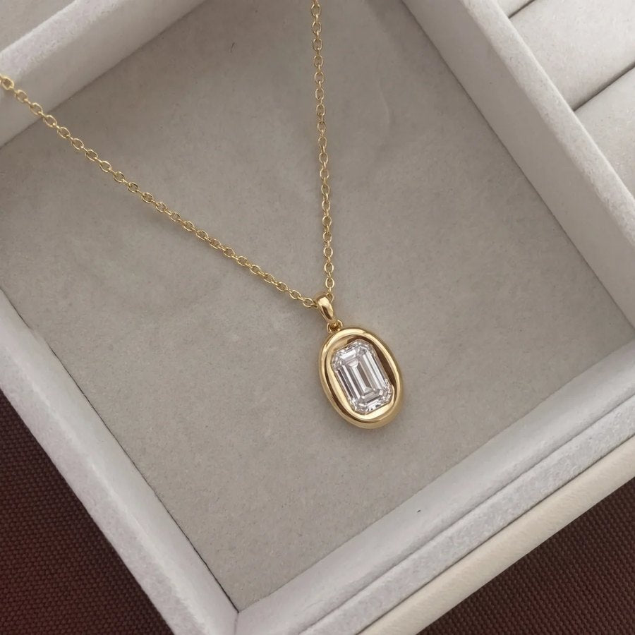 Oval Heirloom Necklace