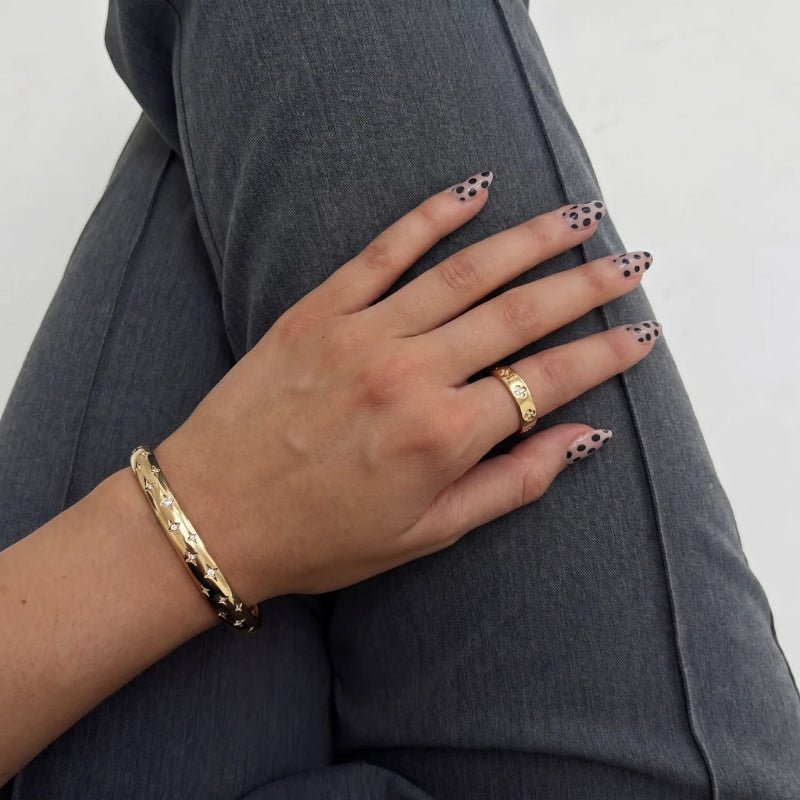 Clover Ring - Pavé CZ Gold Band